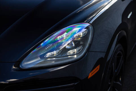 2022 Porsche Cayenne Turbo S E-Hybrid Coupe