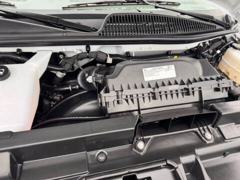 2025 Chevrolet Express 2500