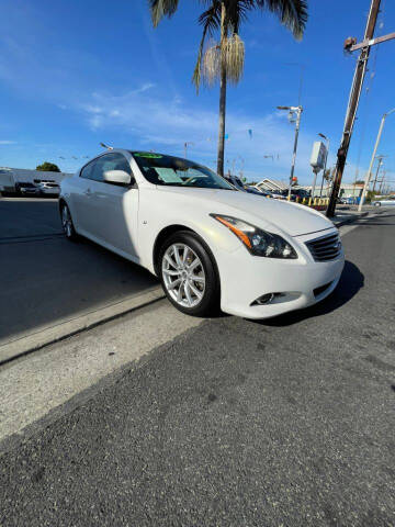 2014 Infiniti Q60 Coupe for sale at Ramos Auto Sales BELL in Bell CA