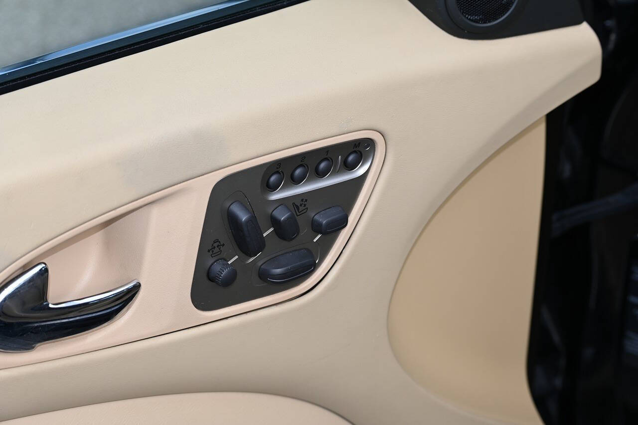 2007 Jaguar XK-Series 54