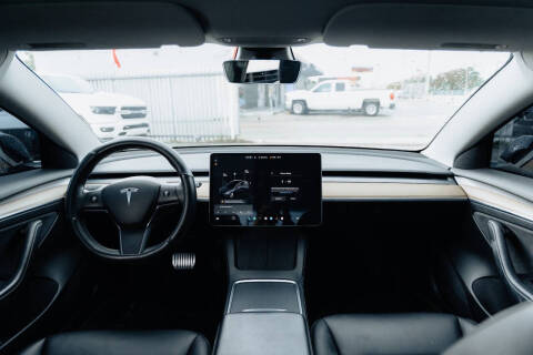 2021 Tesla Model 3 Standard Range Plus