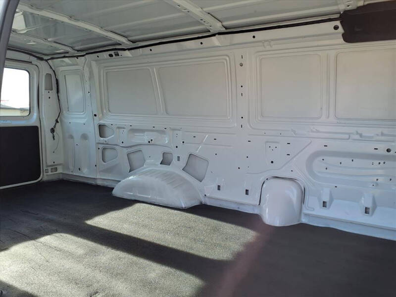 2012 Ford E-Series E-350 SD