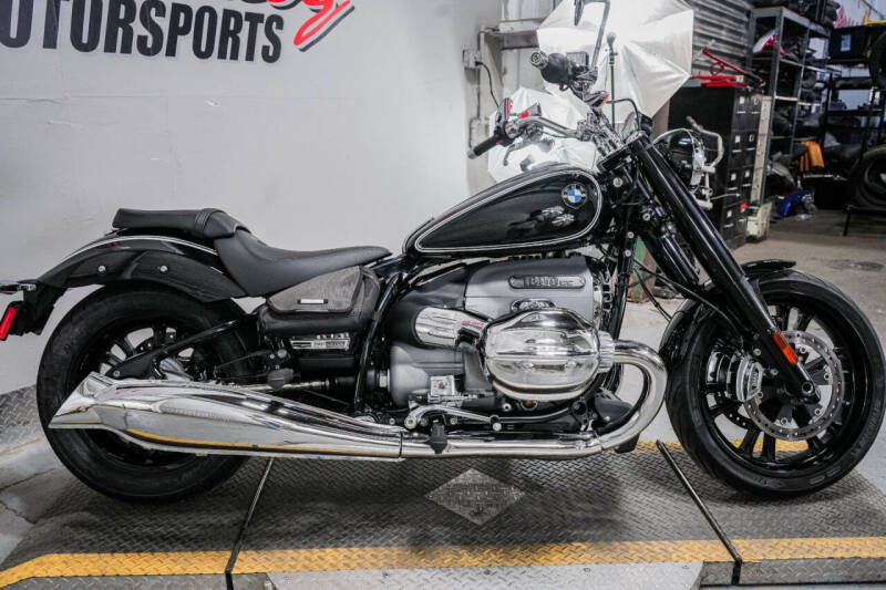 2021 BMW R18B First Edition