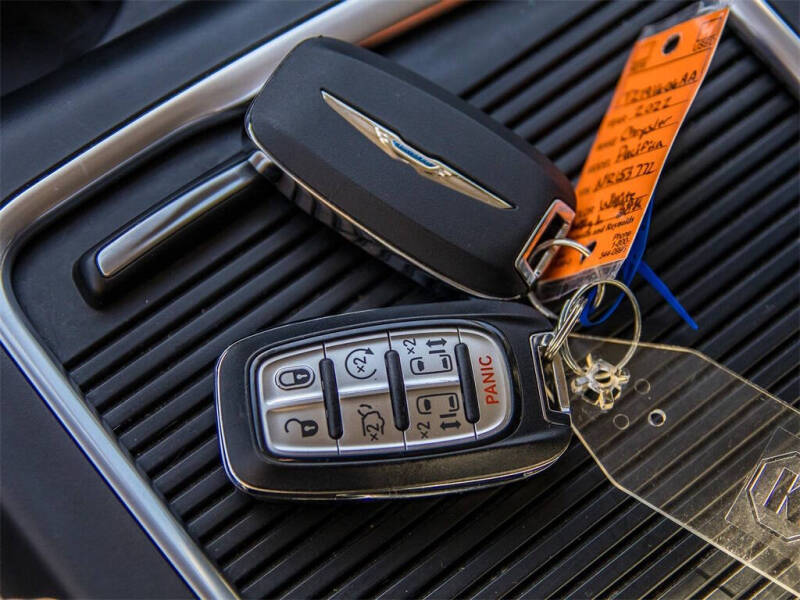 2022 Chrysler Pacifica Touring L