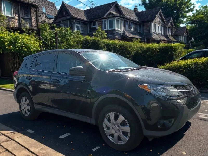 2013 Toyota RAV4 LE