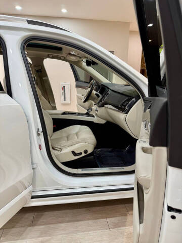 2018 Volvo XC90 T5 Momentum 7-Passenger