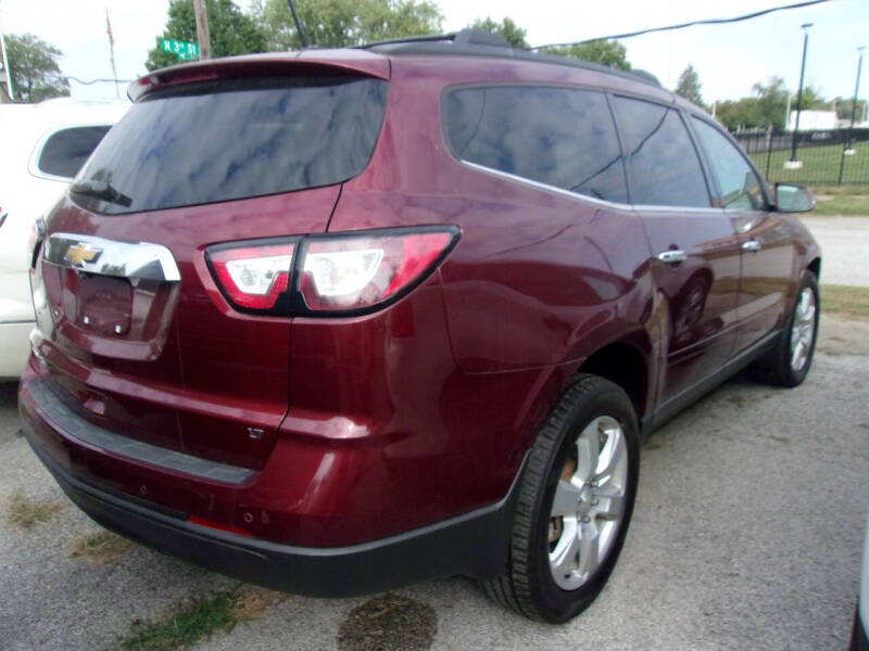 2017 Chevrolet Traverse LT