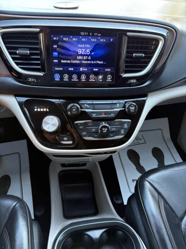 2017 Chrysler Pacifica