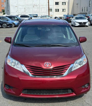 2017 Toyota Sienna