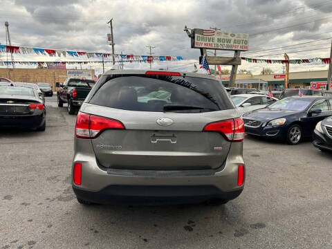 2014 Kia Sorento LX