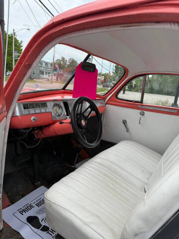 1948 Dodge Deluxe