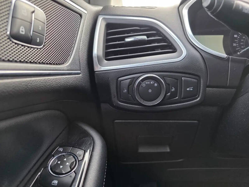 2017 Ford Edge Sport
