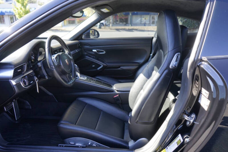 2014 Porsche 911 Carrera