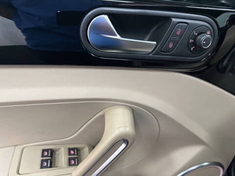 2019 Volkswagen Beetle Convertible 2.0T Final Edition SEL