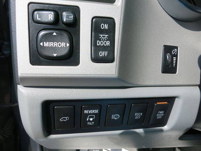 2008 Toyota Sequoia Platinum