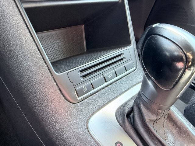 2011 Volkswagen Tiguan S