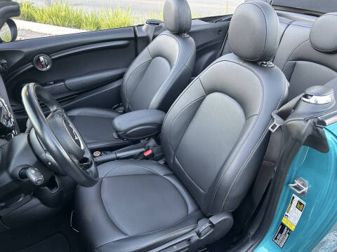 2016 MINI Convertible Cooper