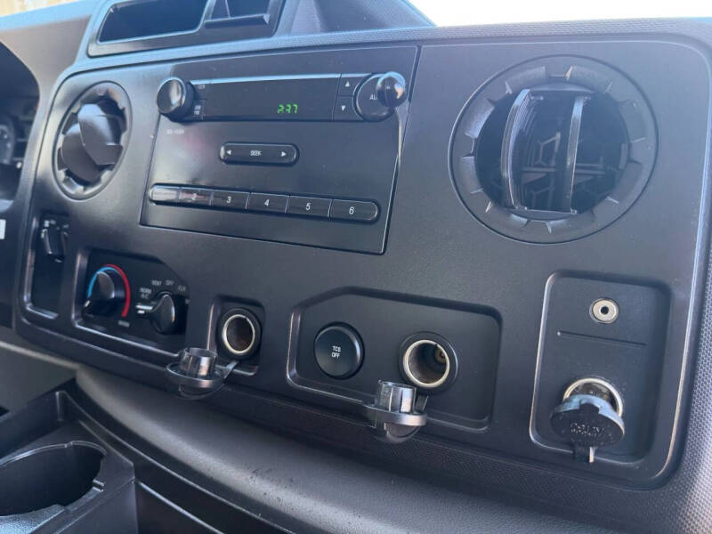 2013 Ford E-Series E-250