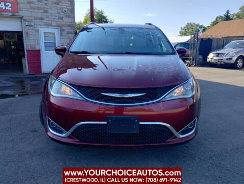 2017 Chrysler Pacifica Touring-L Plus