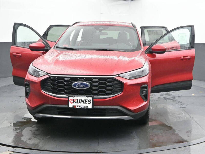 2026 Ford Escape ST-Line Select