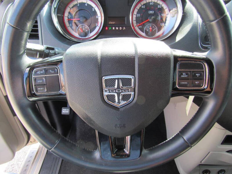 2014 Dodge Grand Caravan SE