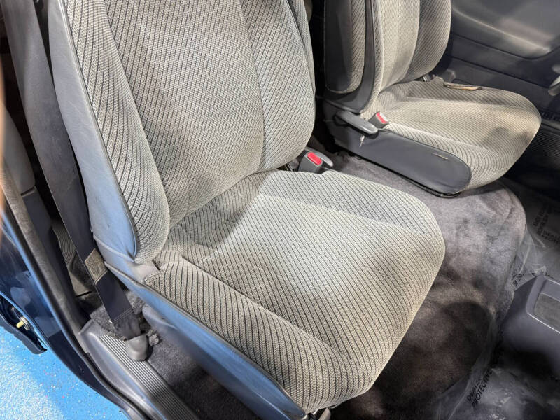 1995 Toyota Previa DX