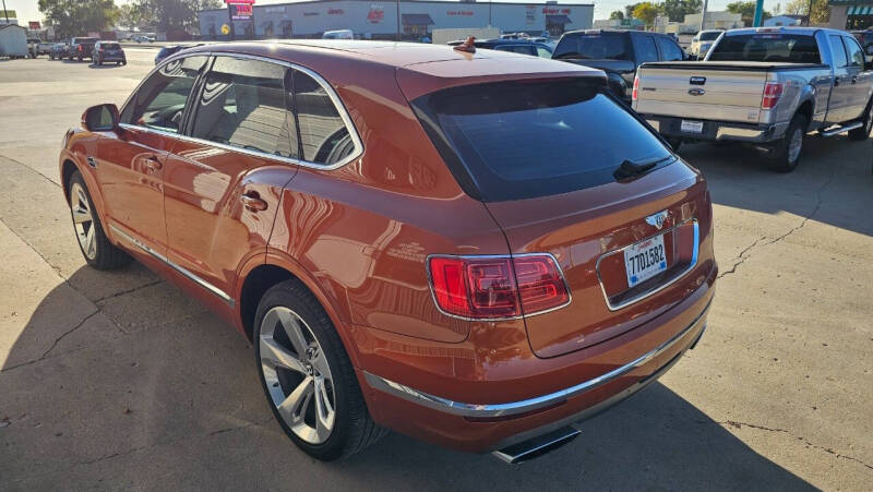 2018 Bentley Bentayga W12 Signature Edition