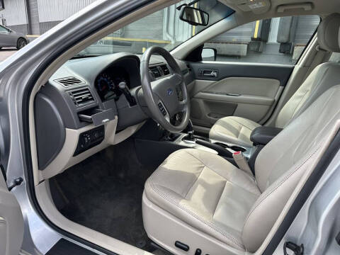 2011 Ford Fusion SEL