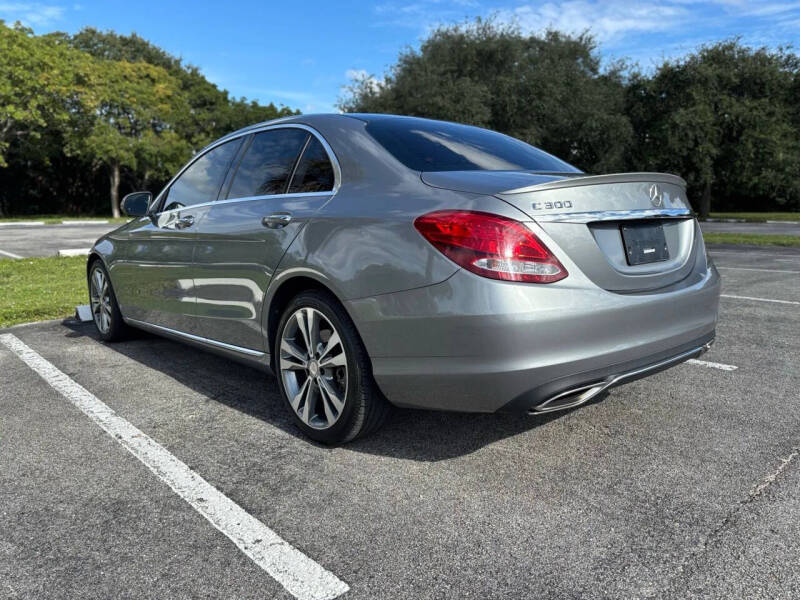 2016 Mercedes-Benz C-Class