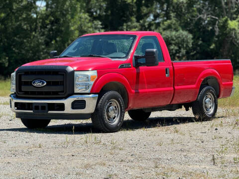 2011 Ford F-250 Super Duty for sale at OVERDRIVE AUTO SALES, LLC. in Clarksville IN