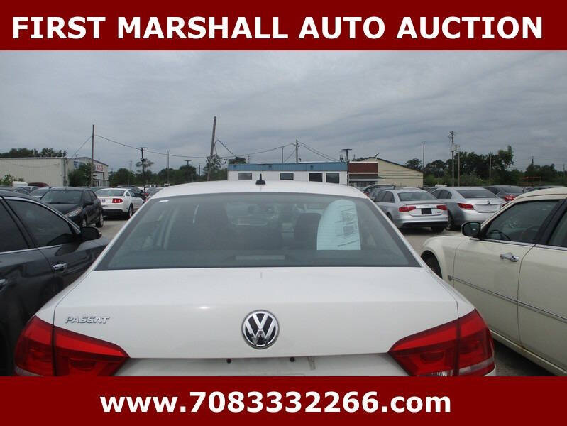 2012 Volkswagen Passat S PZEV