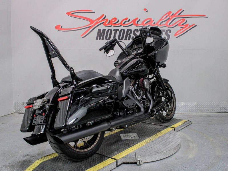 2022 Harley-Davidson Road Glide ST