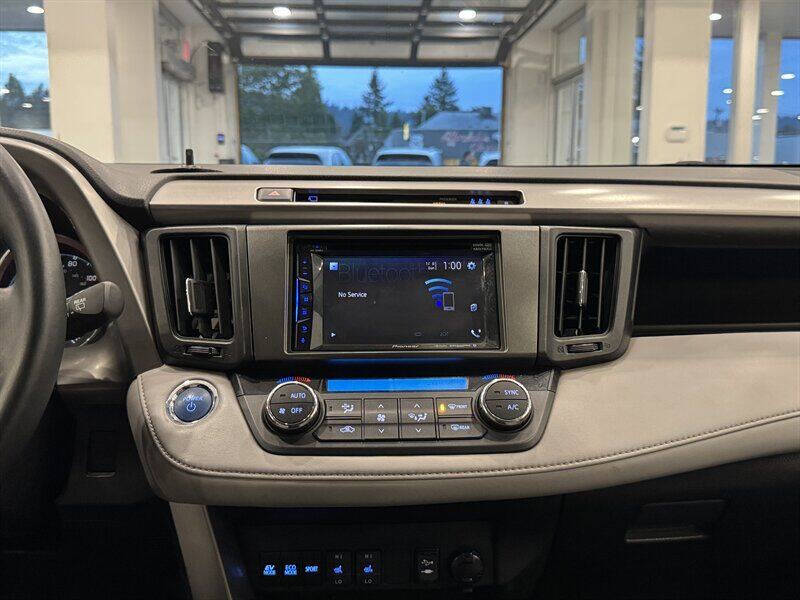 2017 Toyota RAV4 Hybrid Limited