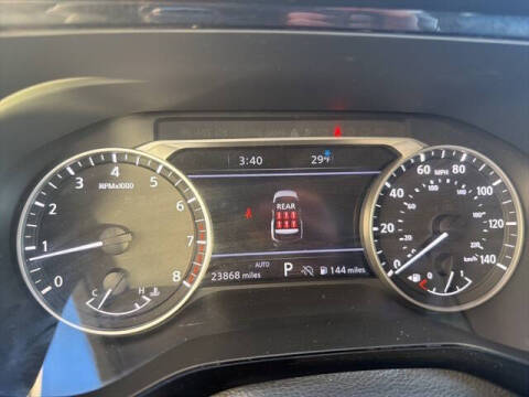 2025 Nissan Pathfinder SL