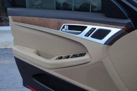 2017 Genesis G80