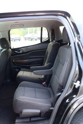 2018 GMC Acadia SLE-2