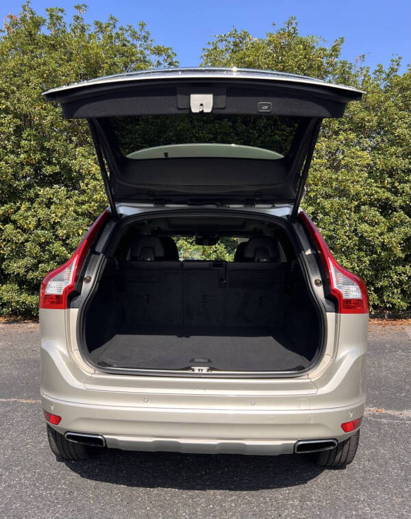 2017 Volvo XC60 T5 Inscription
