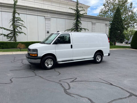 2024 Chevrolet Express 2500