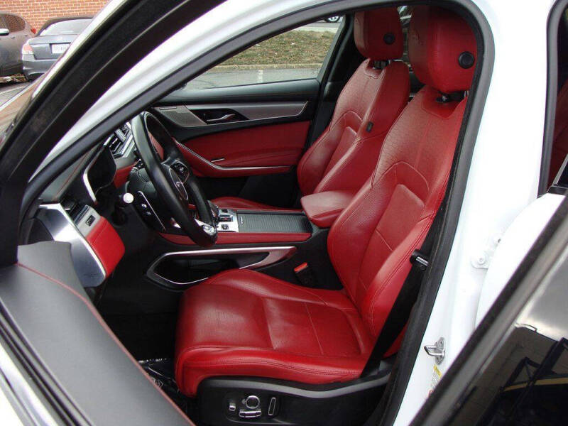 2021 Jaguar F-PACE P400 R-Dynamic S