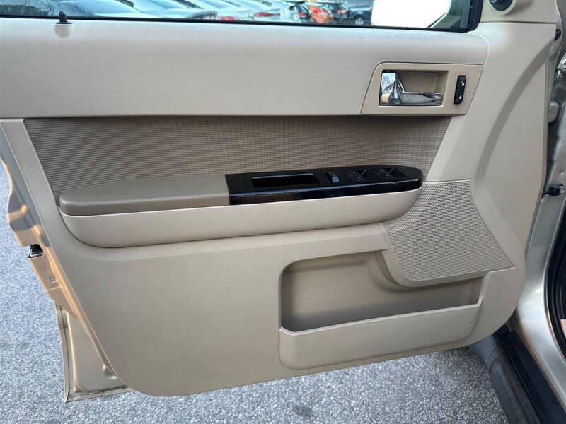 2010 Ford Escape Limited