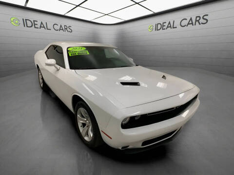 2021 Dodge Challenger SXT