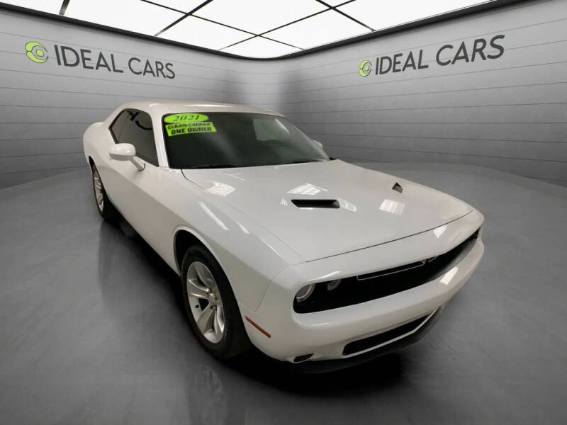 2021 Dodge Challenger SXT