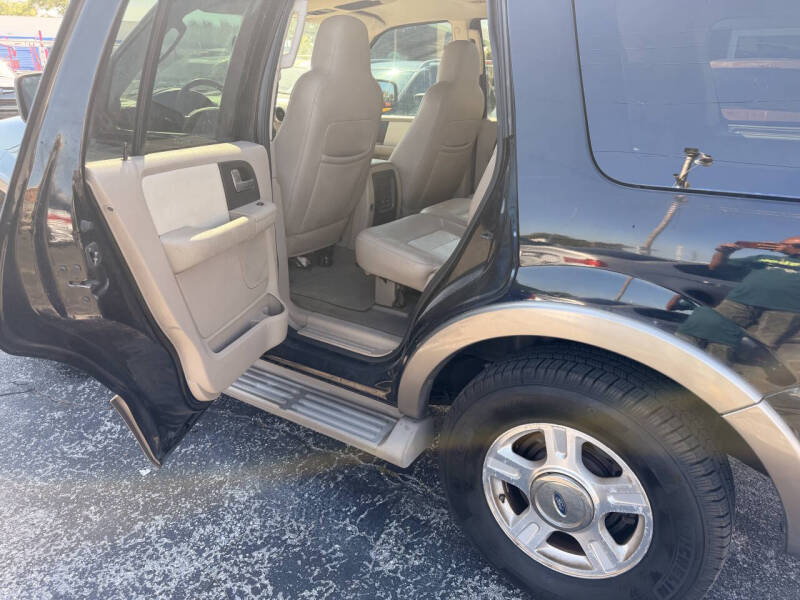2004 Ford Expedition Eddie Bauer