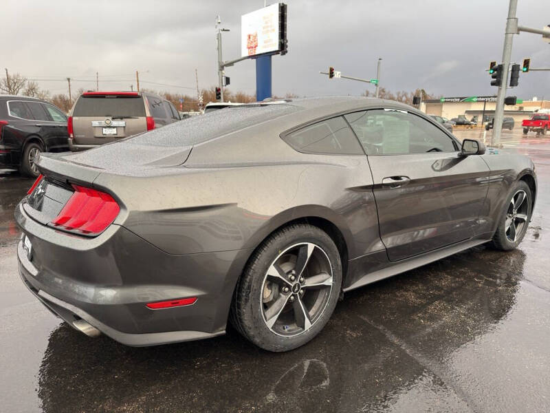 2020 Ford Mustang EcoBoost