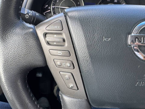 2017 Nissan Armada Platinum