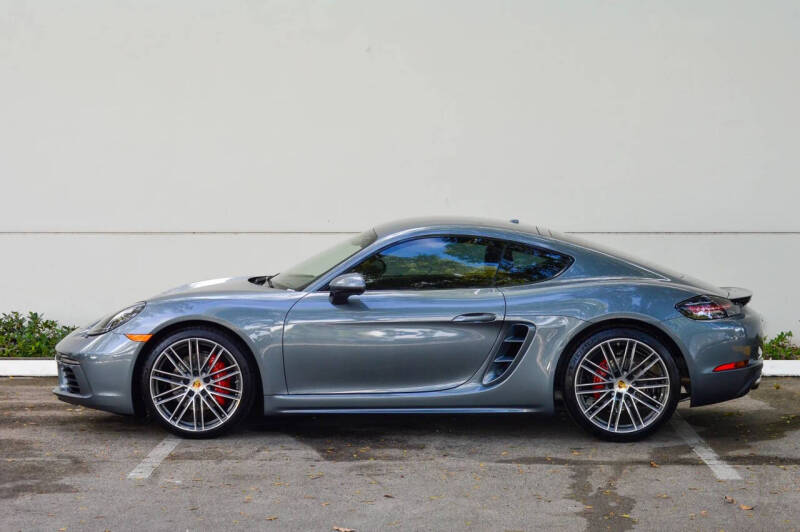 2025 Porsche 718 Cayman S