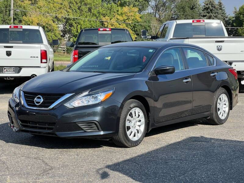 2017 Nissan Altima for sale in Burnsville, MN