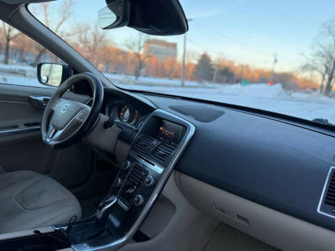 2015 Volvo XC60 T5 Drive-E Platinum