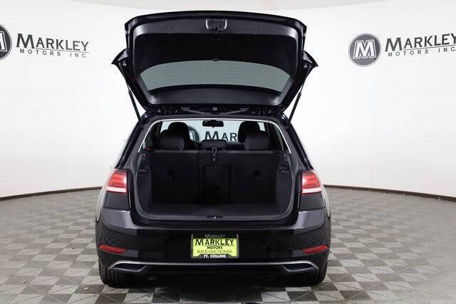 2017 Volkswagen e-Golf SE