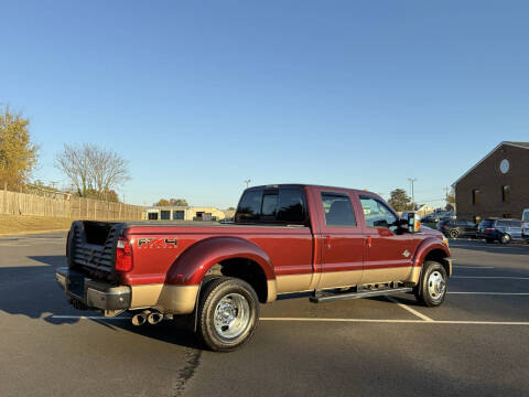 2011 Ford F-450 Super Duty Lariat
